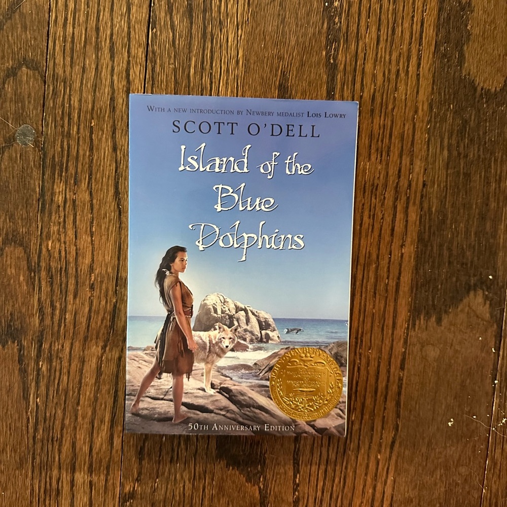 Island of the blue dolphins book Scott o’Dell